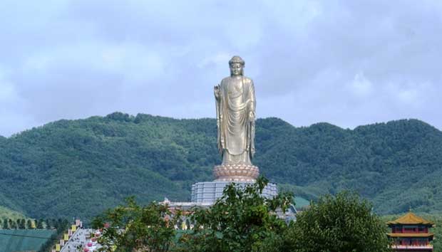 Spring-Temple-Buddha